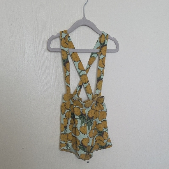 Kids Pineapple Print Suspender Shorts - Picture 1 of 4